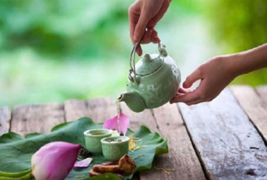 Uống lá sen có ảnh hưởng đến sữa mẹ không? Uống lá sen có ảnh hưởng đến sữa mẹ không?